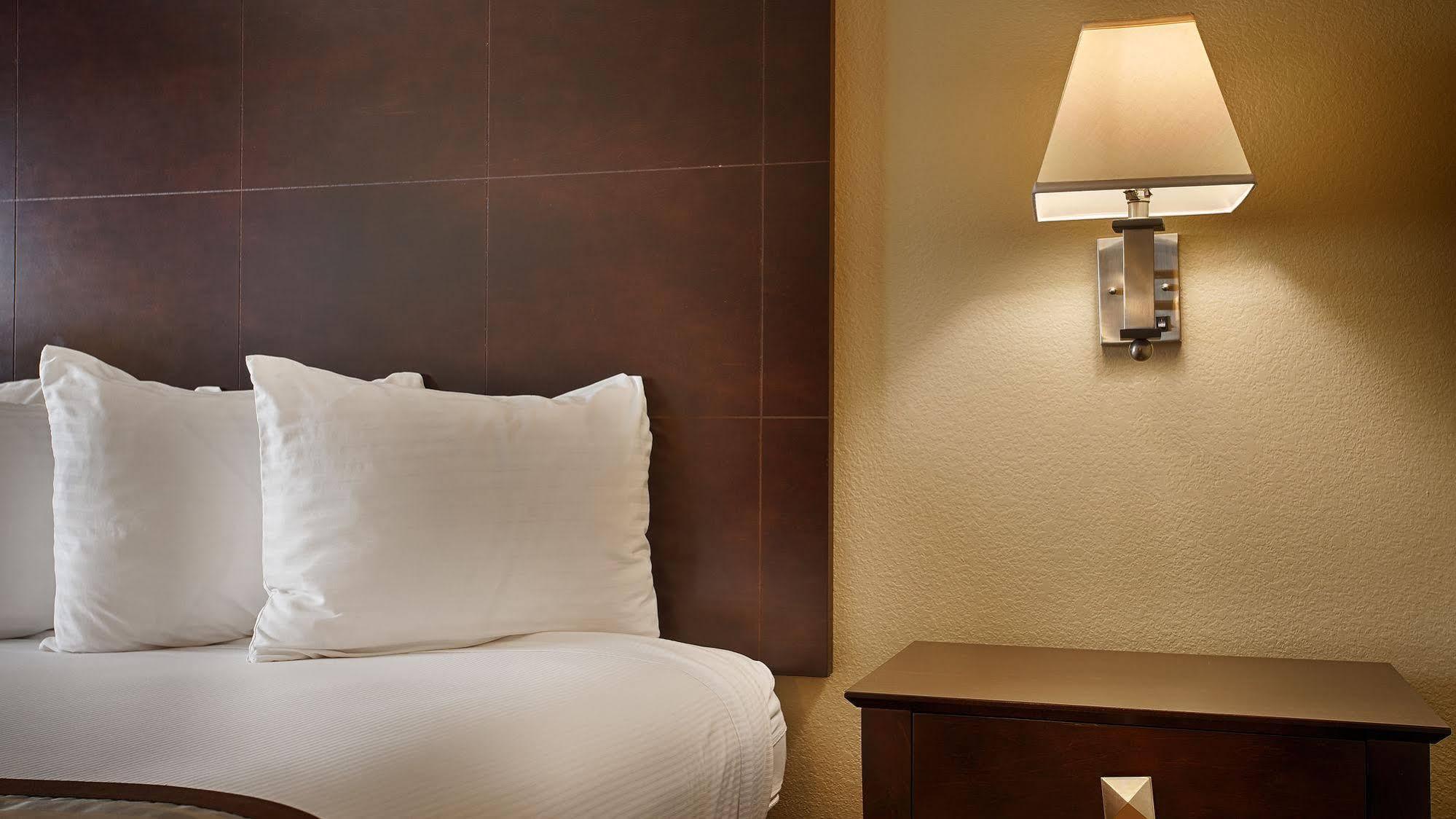 Best Western Orchard Inn ユカイア エクステリア 写真